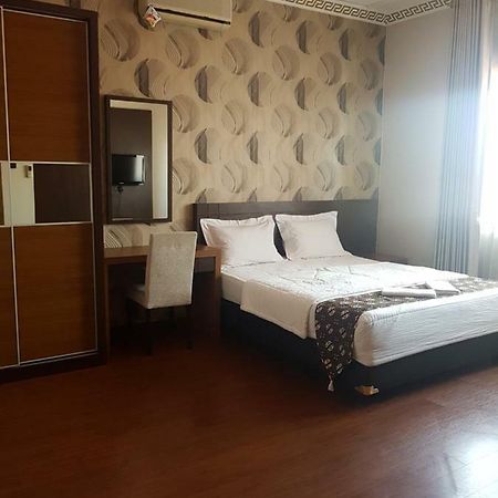 Hotel Ndalem Bintaran Yogyakarta Exterior foto